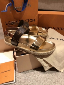 Louis Vuitton Flat Sandals 005